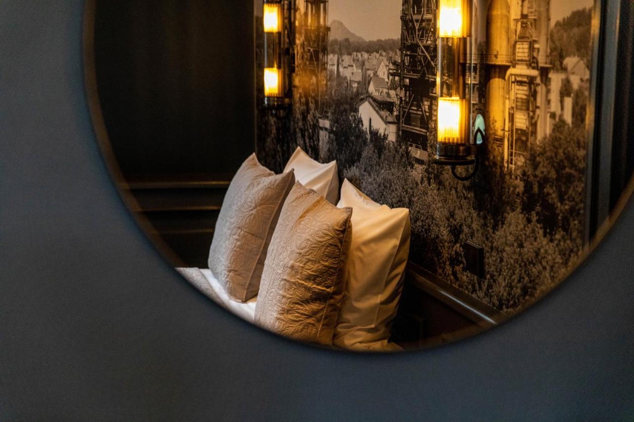 Hotel O Chateau Hayange Esterno foto